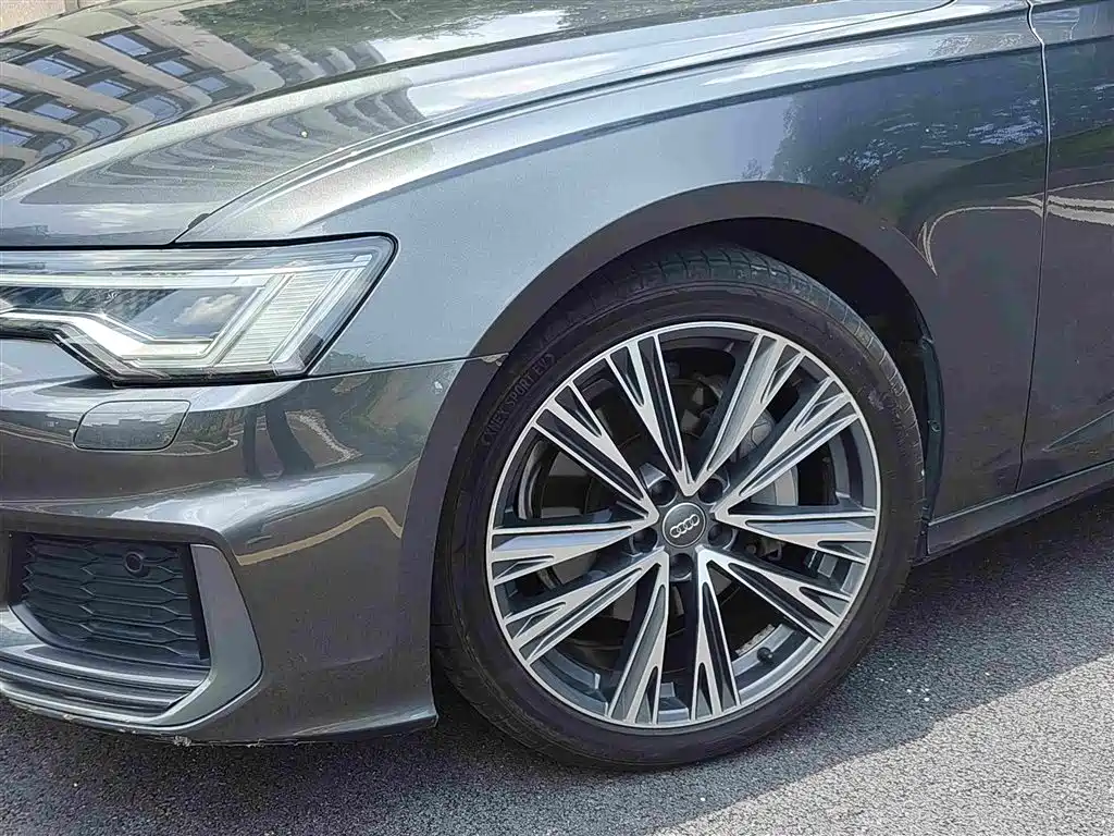 Audi A6L 2021