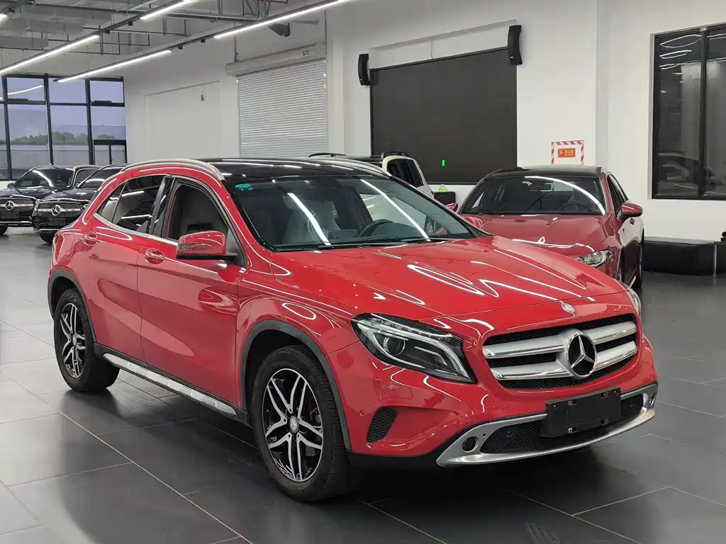 Mercedes-Benz GLA 2015 — фото 3