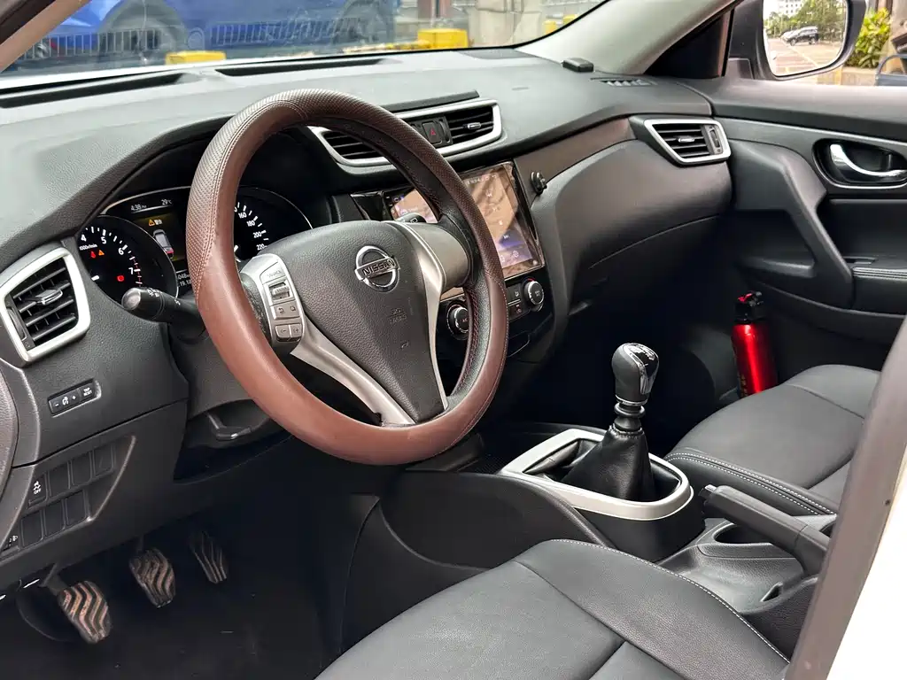 Nissan X-Trail 2017 — фото 16