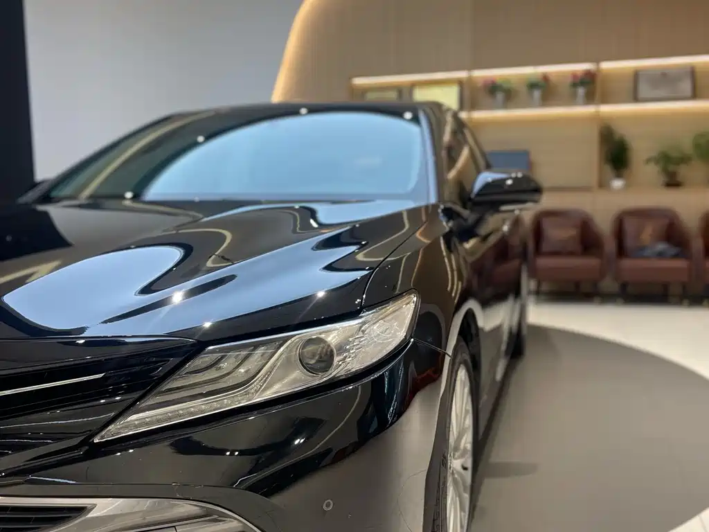 Toyota Camry 2020 — фото 21