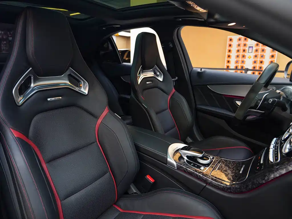 Mercedes-Benz C-Class AMG 2018 — фото 12