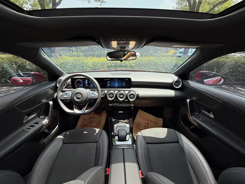 Mercedes-Benz A-Class 2023 — фото 12