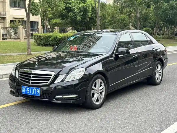 Mercedes-Benz E-Class 2012