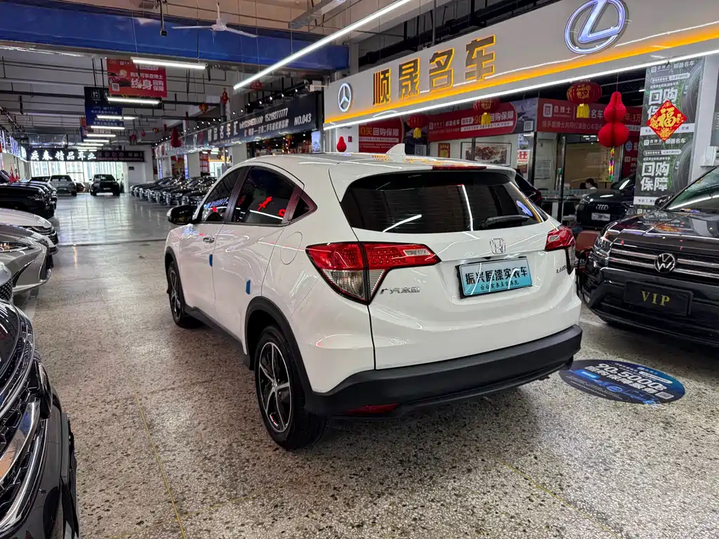 Honda Vezel 2022 — фото 15