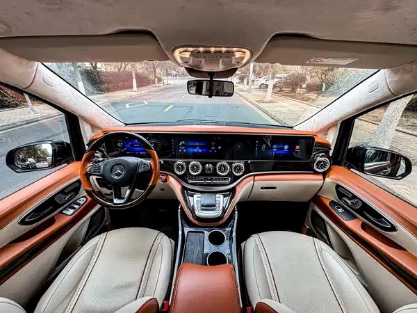Mercedes-Benz Vito 2023