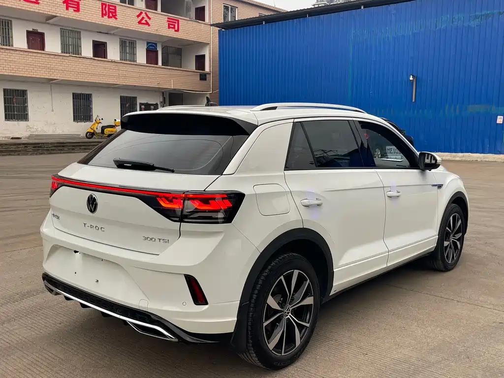 Volkswagen T-Roc 2025 — фото 4