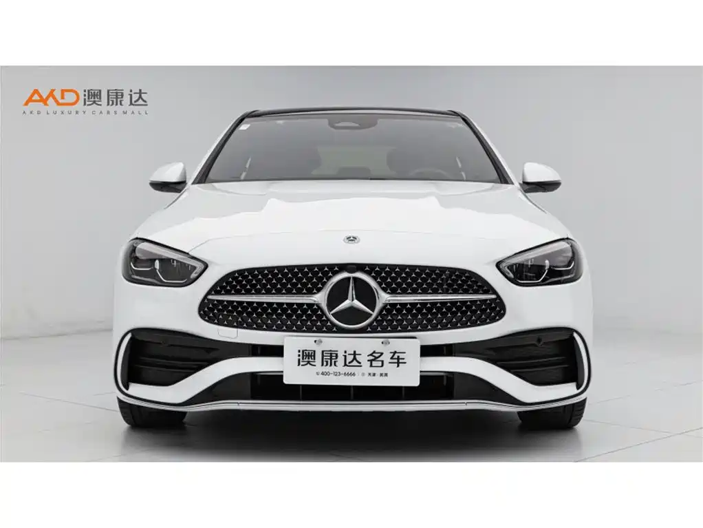 Mercedes-Benz C-Class 2024 — фото 2