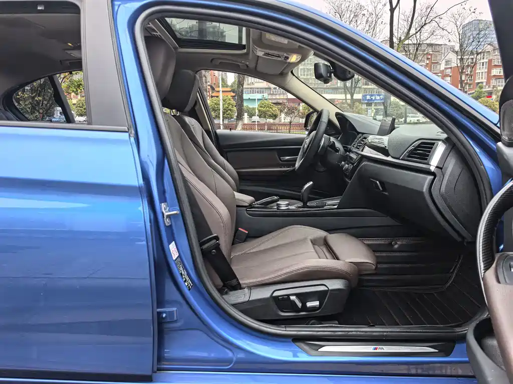 BMW 3 Series 2019