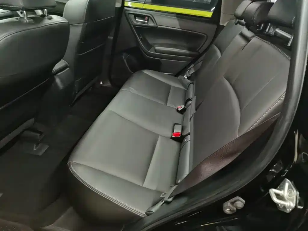 Subaru Forester 2015 — фото 17