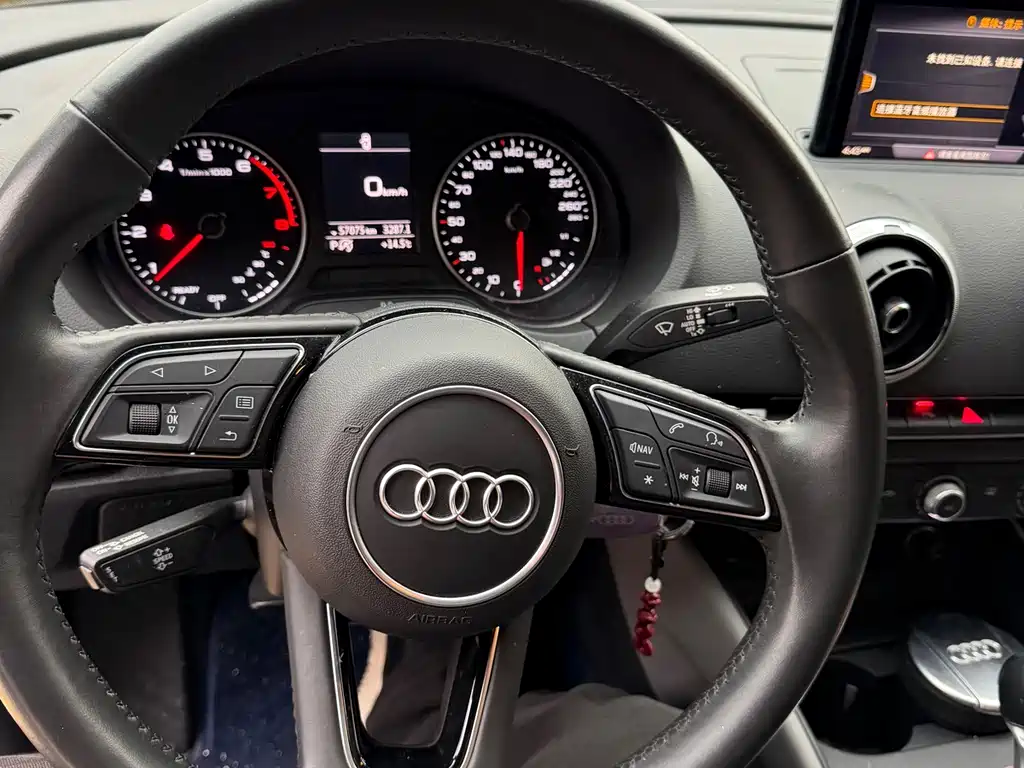 Audi A3 2021 — фото 10