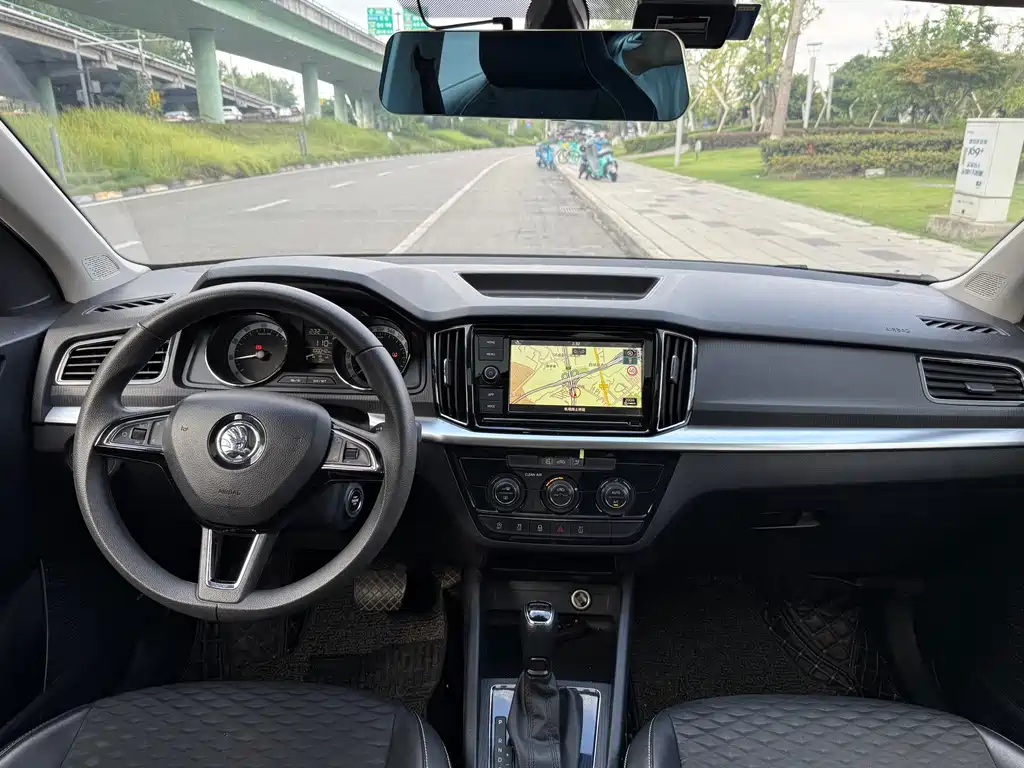 Skoda Kamiq 2020 — фото 12