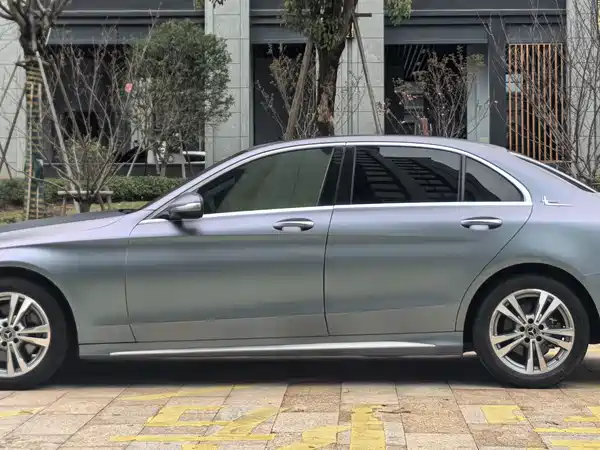 Mercedes-Benz C-Class 2020