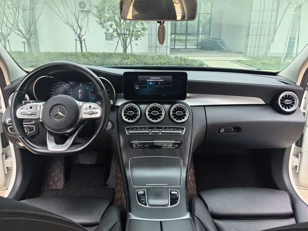 Mercedes-Benz C-Class 2020 — фото 11
