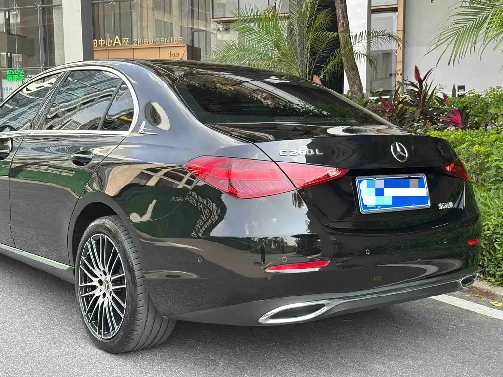Mercedes-Benz C-Class 2023 — фото 8