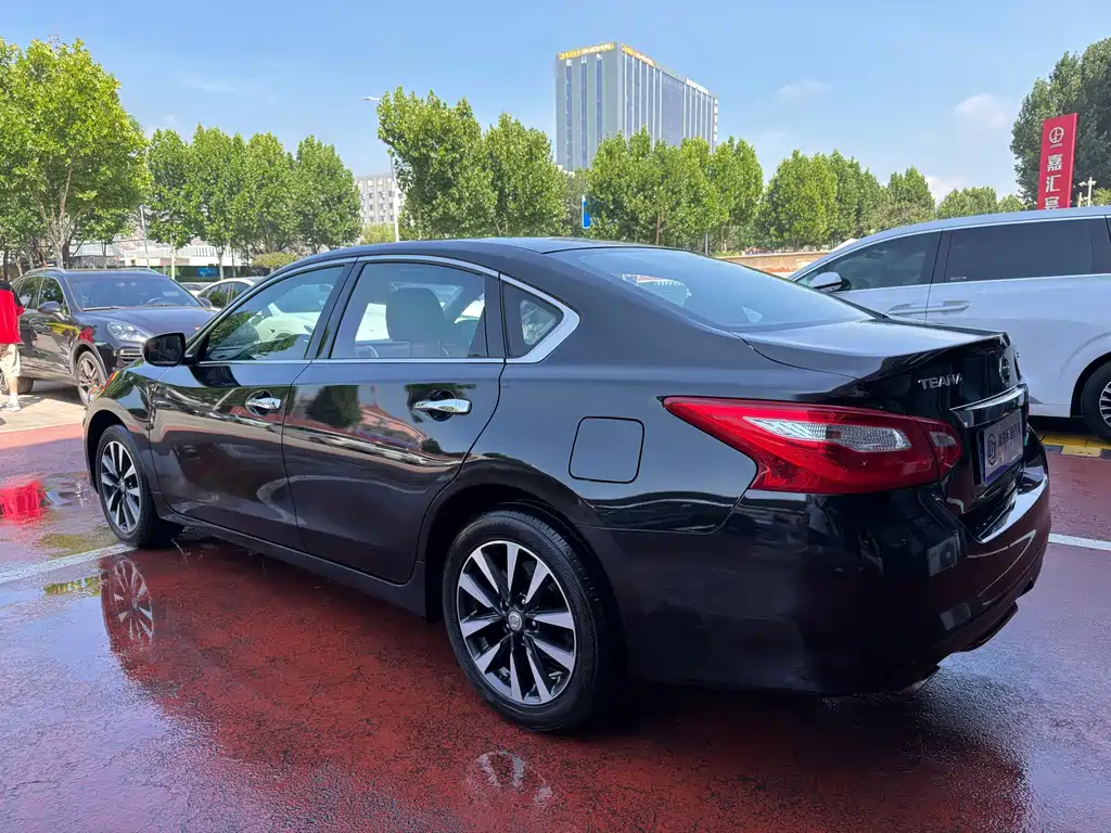 Nissan Teana 2018