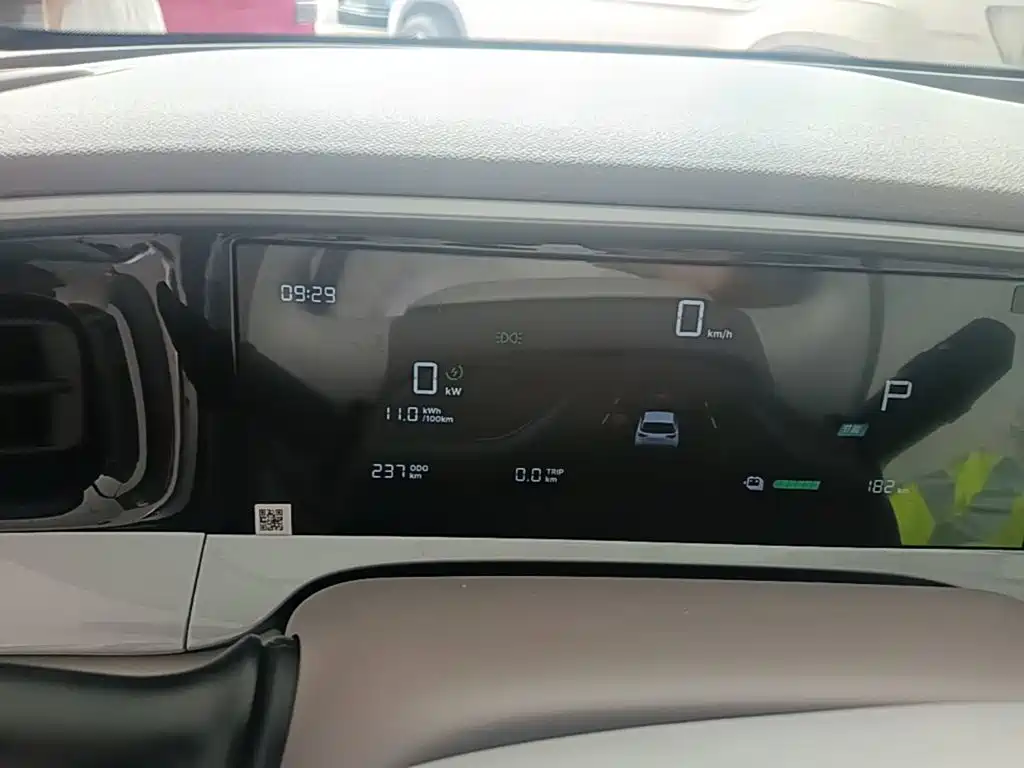 Geely Galaxy Starwish 2026 — фото 12