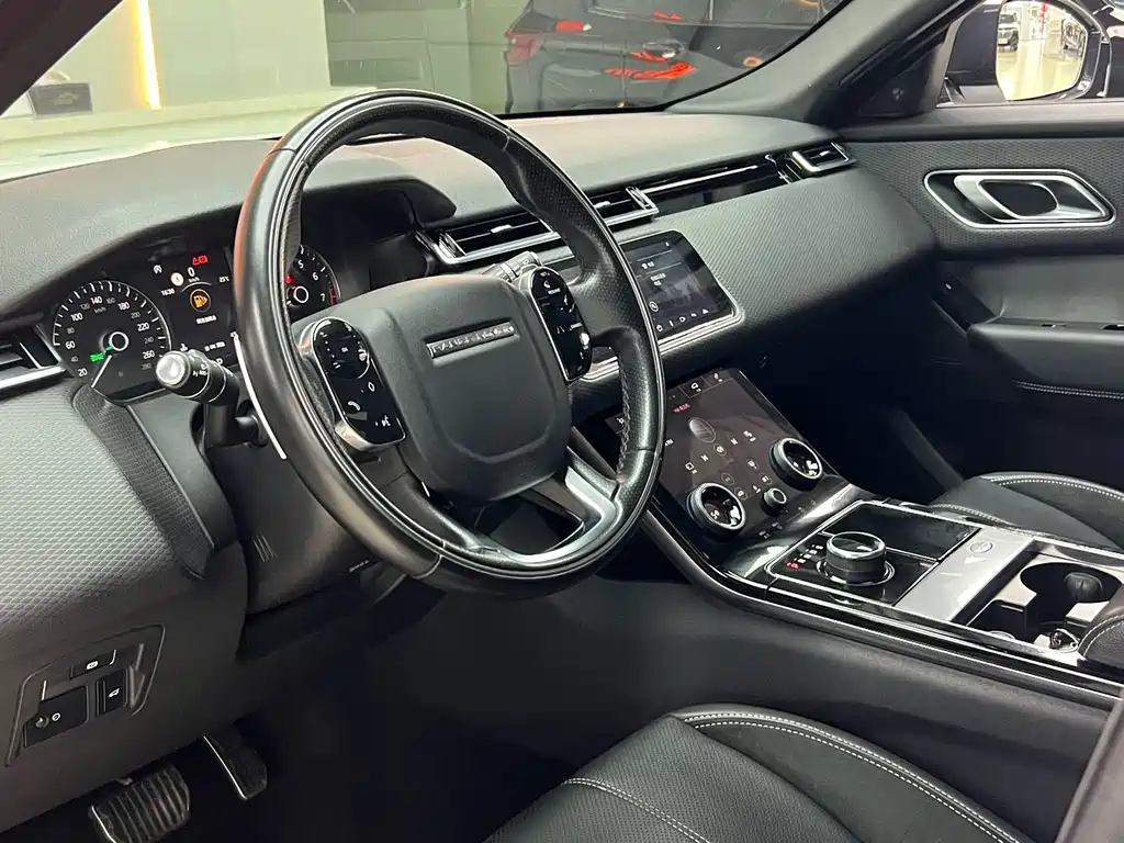 Land Rover Velar 2019 — фото 8