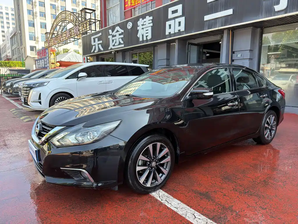 Nissan Teana 2018