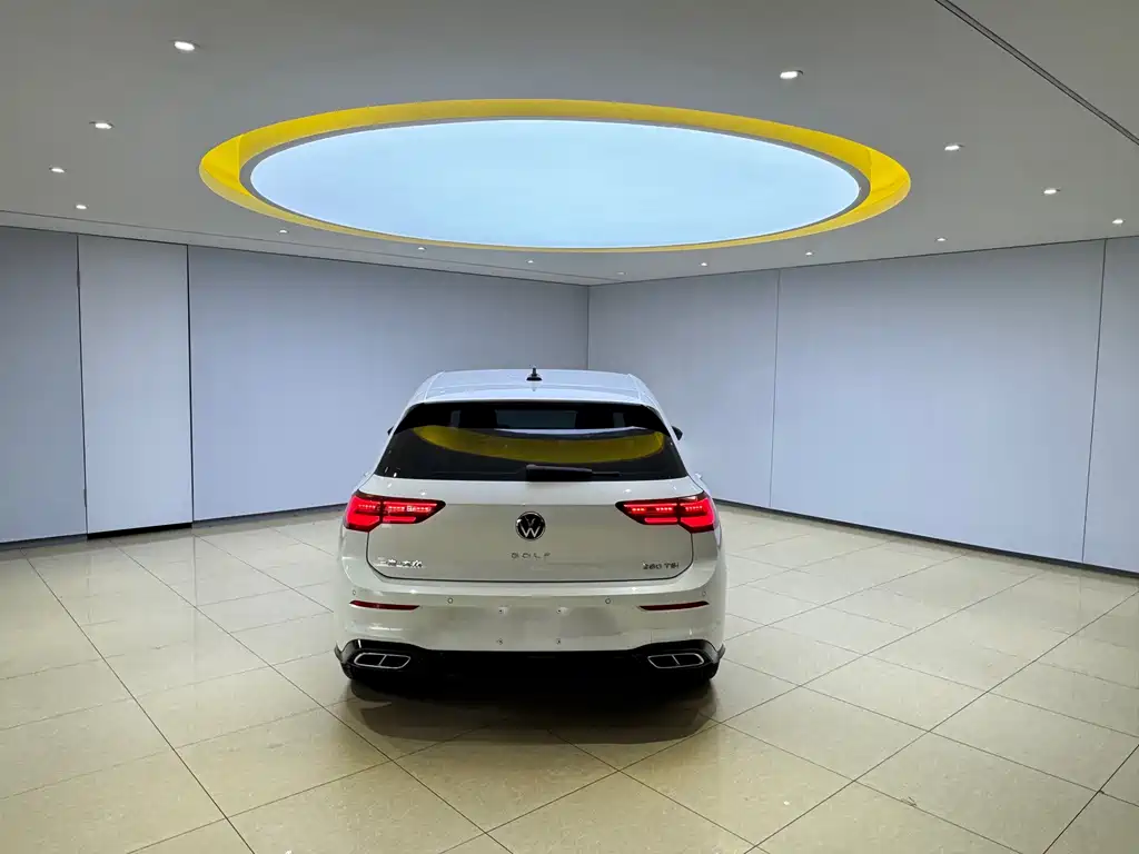 Volkswagen Golf 2022