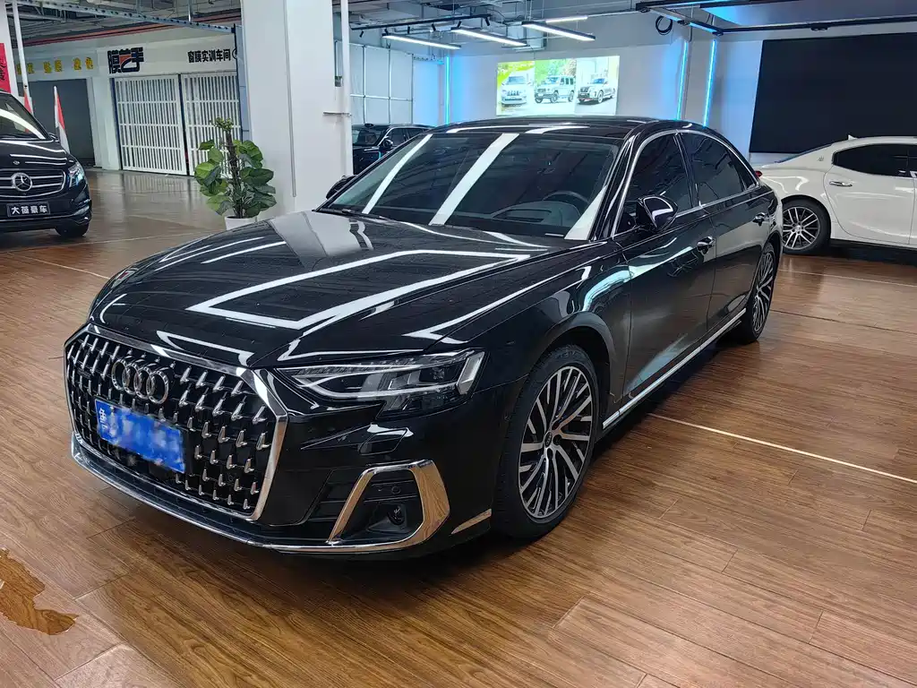 Audi A8 2024