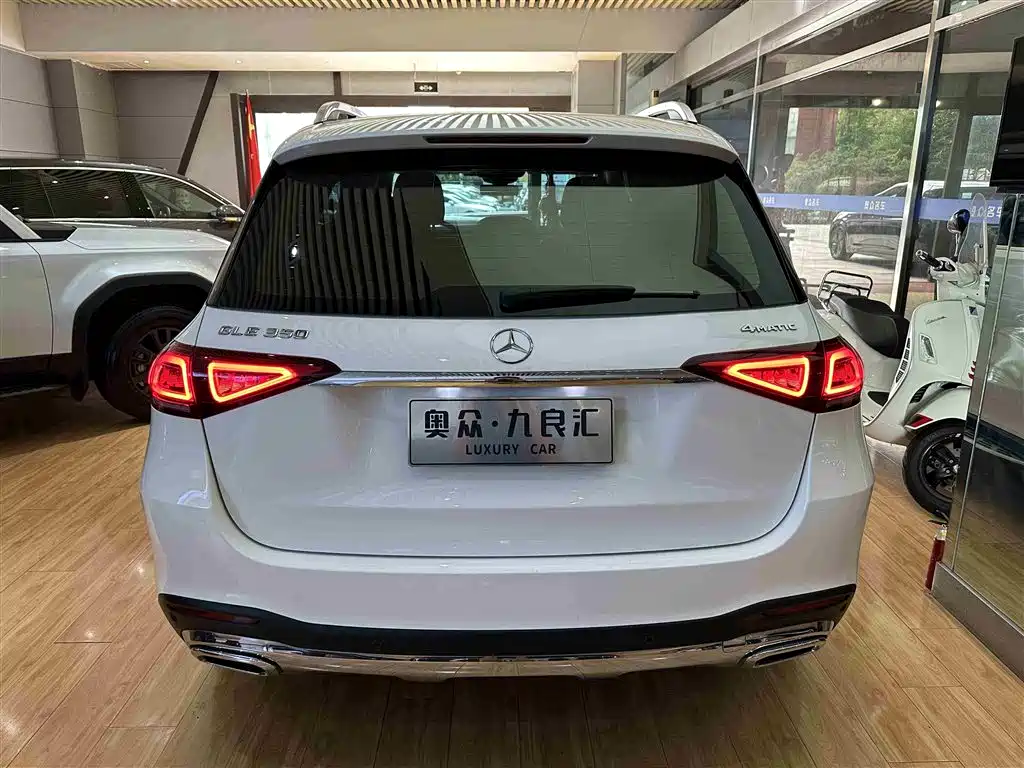 Mercedes-Benz GLE 2020 — фото 12