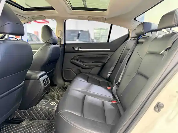 Nissan Teana 2021