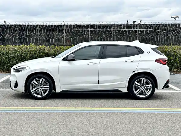 BMW X2 2023