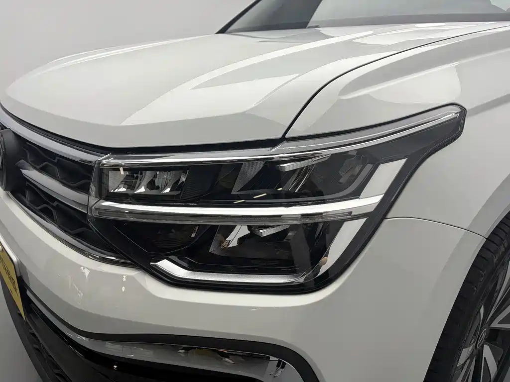 Volkswagen Tharu 2023 — фото 10