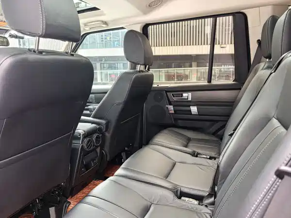 Land Rover Discovery 2015