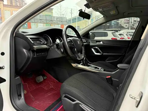 Peugeot 408 2018