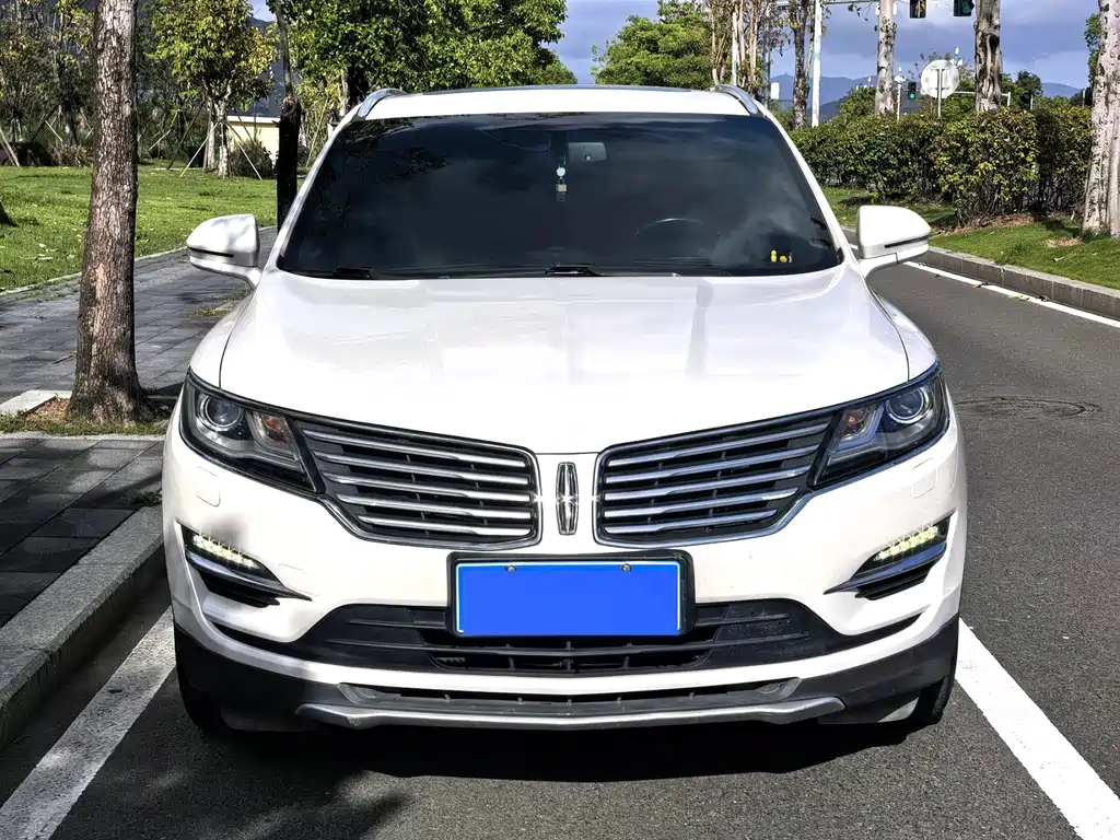 Lincoln MKC 2018 — фото 13