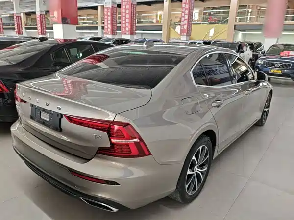Volvo S60 2020