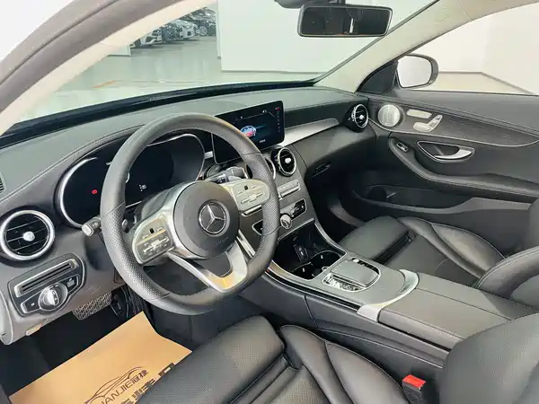 Mercedes-Benz C-Class 2021