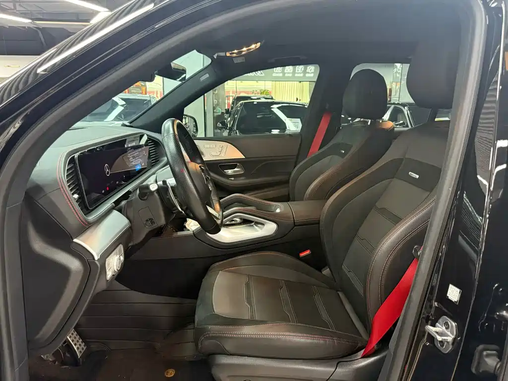 Mercedes-Benz GLE AMG 2024 — фото 4