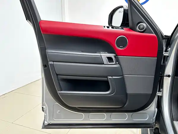 Land Rover Range Rover Sport 2021
