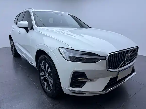 Volvo XC60 2022
