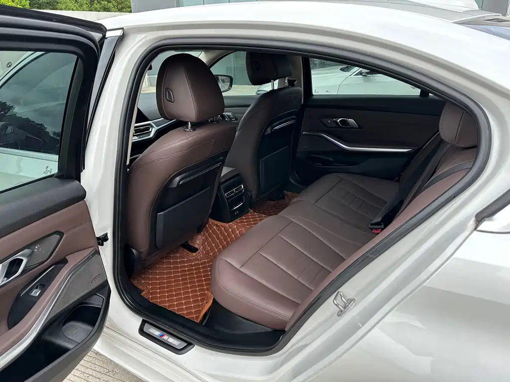 BMW 3 Series 2020
