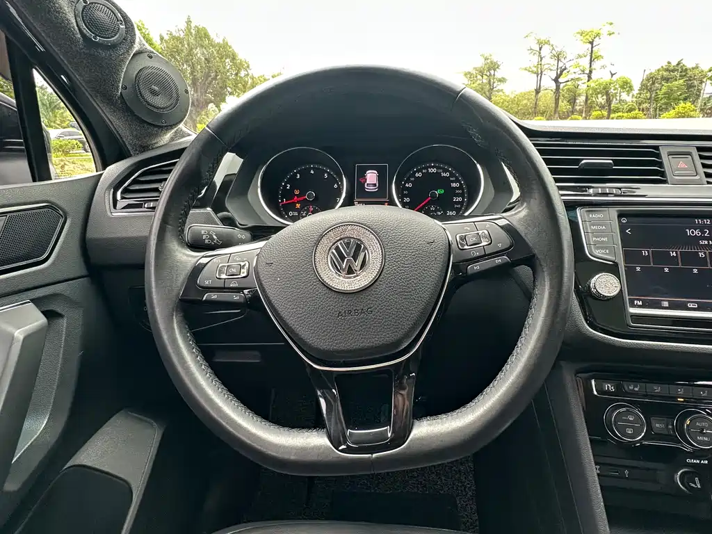 Volkswagen Tiguan L 2018 — фото 19