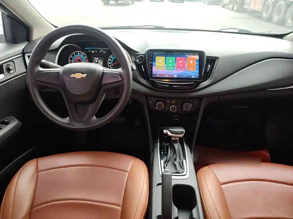 Chevrolet Cavalier 2017 — фото 10