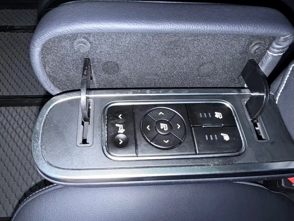 GAC Trumpchi M8 2020 — фото 9
