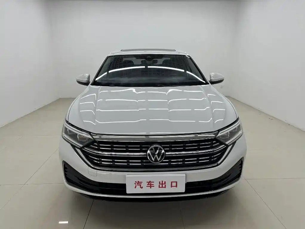 Volkswagen Sagitar 2022