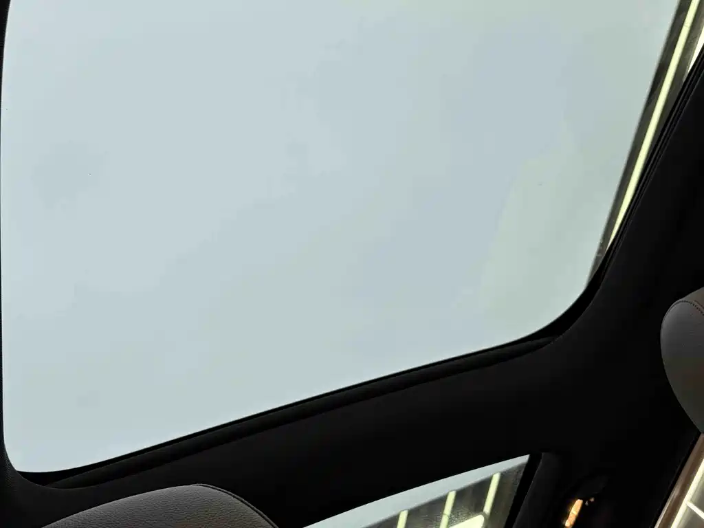 Mercedes-Benz GLB 2021 — фото 16
