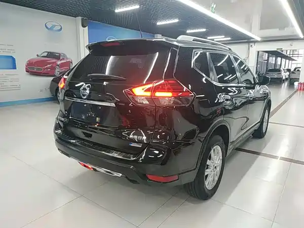 Nissan X-Trail 2018