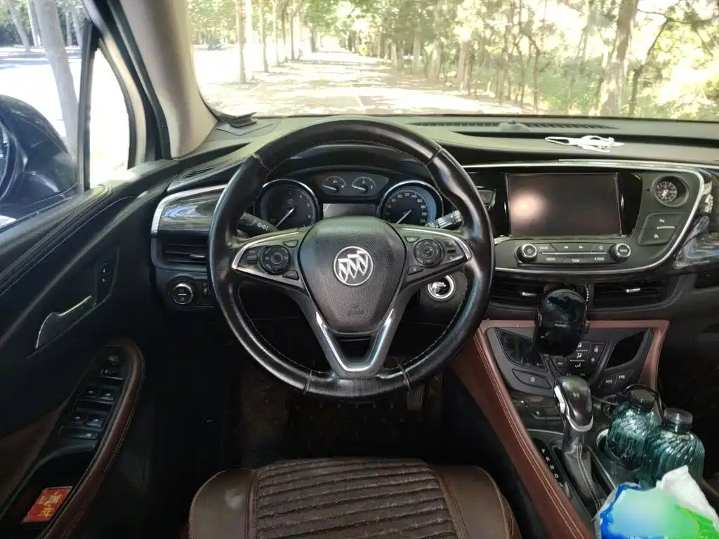 Buick Envision Plus 2016 — фото 3