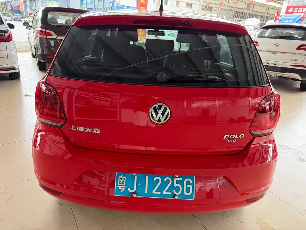 Volkswagen Polo 2016