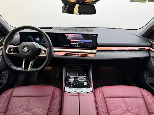 BMW 5 Series 2024