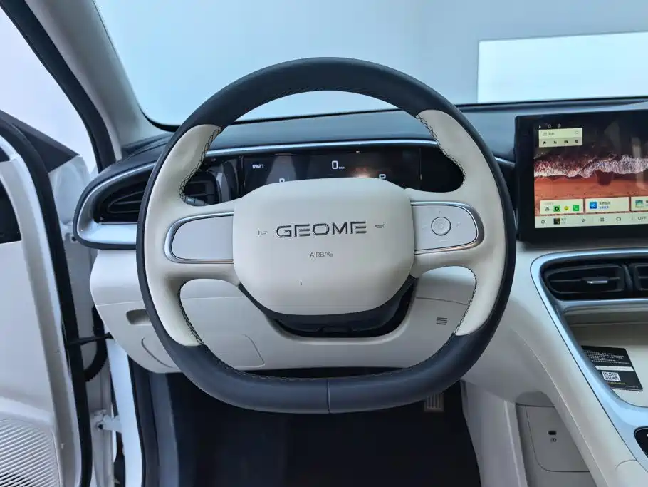 Geely Galaxy Starwish 2025 — фото 15