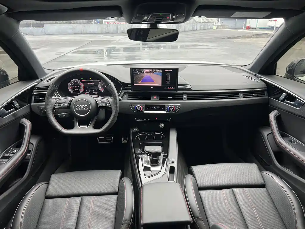 Audi A4L 2025