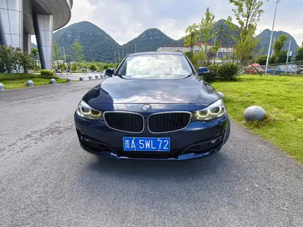 BMW 3 Series GT 2019
