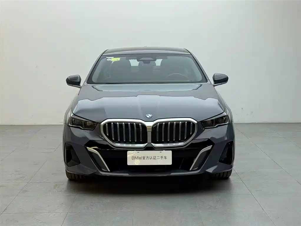 BMW 5 Series 2024